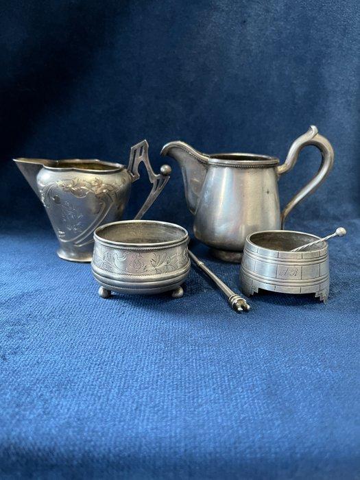 Koffie- en theeservies - .875 (84 Zolotniki) zilver, Antiek en Kunst, Antiek | Goud en Zilver