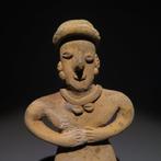 Colima, Mexico, Terracotta Mannelijk figuur. 13,3 cm H. Zeer