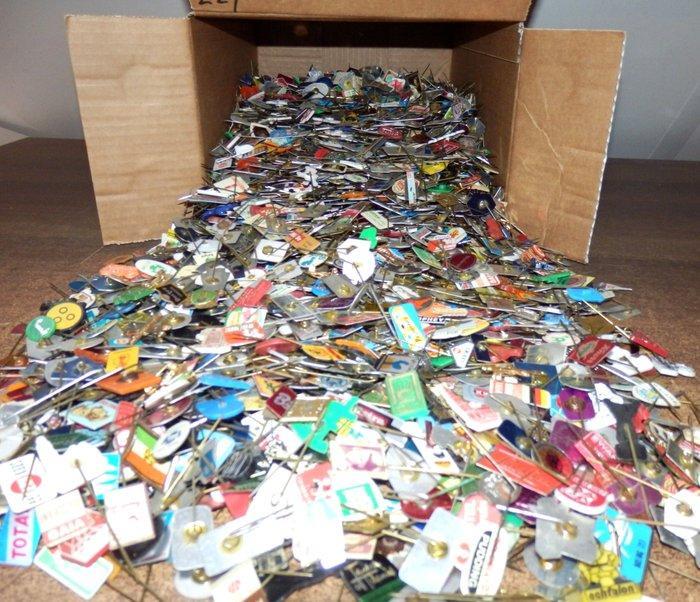 Draagspeld Vintage Verzameling van ruim 5.000, Antiek en Kunst, Antiek | Speelgoed