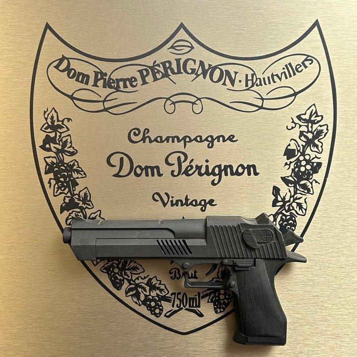 Daluxe Art - 1999 • Dom Pérignon Gun, Antiek en Kunst, Kunst | Designobjecten
