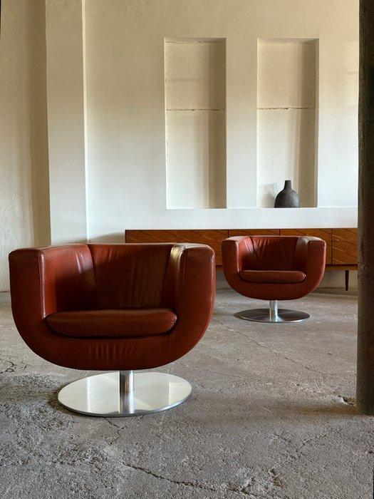 B&B Italia - Jeffrey Bernett - Fauteuil (2) - Tulip - Leder,, Antiek en Kunst, Antiek | Meubels | Stoelen en Banken