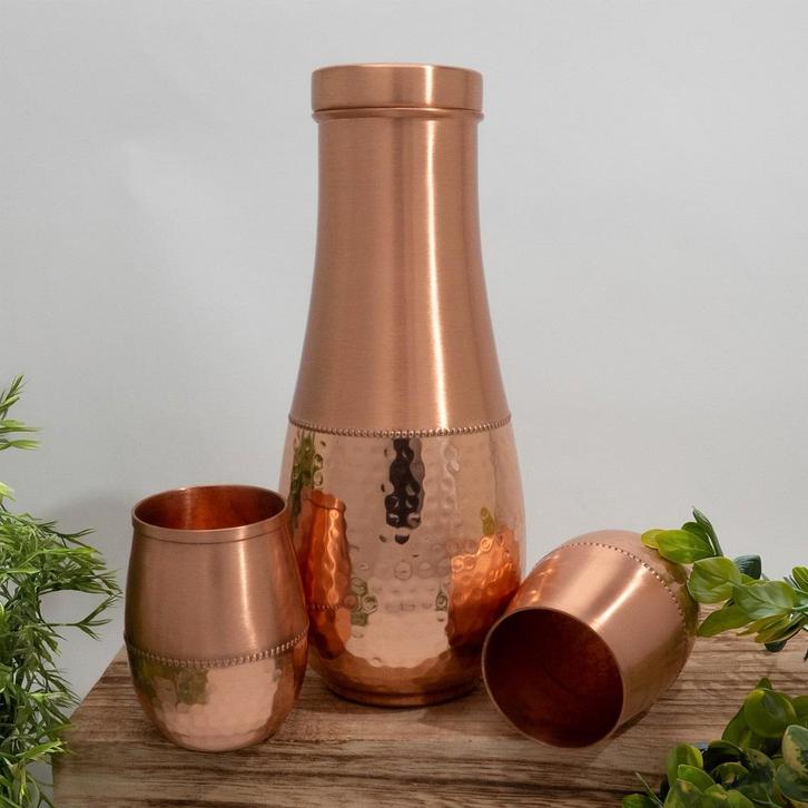 Puur koperen set van karaf druppelvorm gehamerd ± 950 ml met, Huis en Inrichting, Keuken | Servies, Ophalen of Verzenden