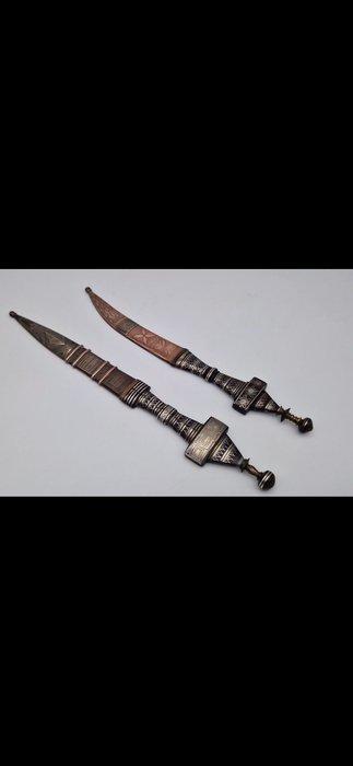 Dolk - Mauritanië (Zonder minimumprijs), Antiek en Kunst, Kunst | Niet-Westerse kunst