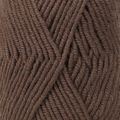 DROPS Merino Extra Fine Uni Colour - 49 chocolade - Wol Ga, Hobby en Vrije tijd, Breien en Haken, Ophalen of Verzenden