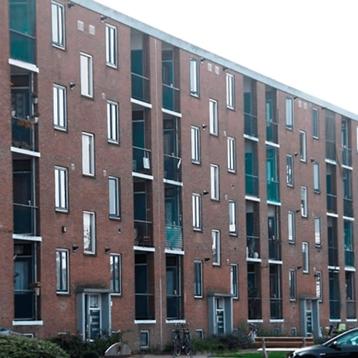 Appartement met parkeerplaats en balkon beschikbaar voor biedingen