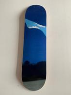 Yoshitomo Nara & Magritte - Miss Margaret & Le Retour