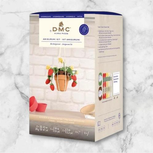 Nieuw DMC amigurumi kit aardbei haken, Hobby en Vrije tijd, Breien en Haken, Haken, Overige typen, Nieuw