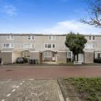 Gerenoveerde woning met tuin en dakterras gevonden in Lelyst, Huizen en Kamers, Direct bij eigenaar, Lelystad