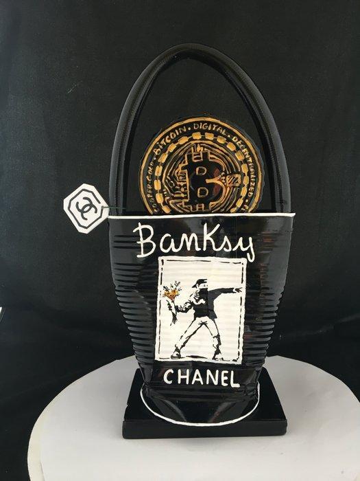 Norman Gekko - Banksy Chanel N.5 BITCOIN (« Flower thrower », Antiek en Kunst, Kunst | Designobjecten
