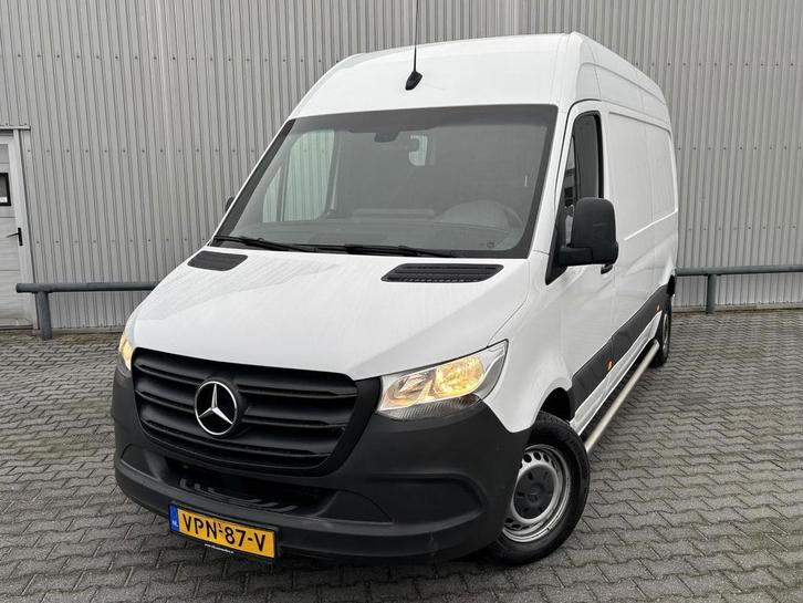 Zakelijke Lease |  Mercedes-Benz Sprinter 211 1.9 CDI L2H2 F, Auto's, Bestelauto's, Lease, Zwart, Handgeschakeld, Wit, Financial lease