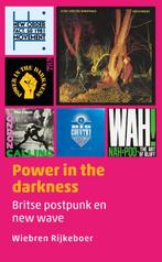 Power in the darkness / Muziekreeks / 5 9789493170742, Boeken, Muziek, Gelezen, Wiebren Rijkeboer, Verzenden