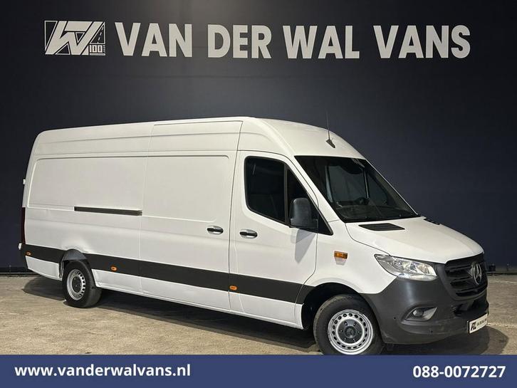 Mercedes-Benz Sprinter | 317 CDI 170pk 3500kg Trekhaak L3H2, Auto's, Bestelauto's, Dealer onderhouden, Te koop, Handgeschakeld
