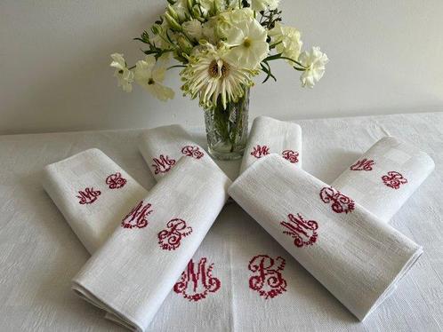 Linge de maison métis raffiné à la française initial, MB 6, Antiek en Kunst, Antiek | Kleden en Textiel