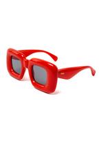 Retro Zonnebril Oversized Dik Rood Montuur Zwarte Glazen Dik, Ophalen of Verzenden, Nieuw, Feestartikel, Carnaval