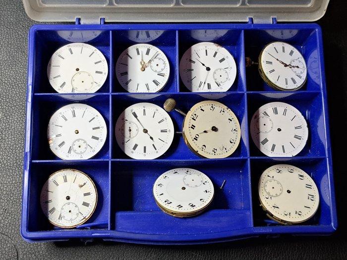 Klokonderdelen (11) - Messing - 1850-1900 - uurwerken, Antiek en Kunst, Antiek | Klokken