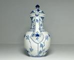 Royal Copenhagen - Arnold Krogh - Koffiepot - Blue Fluted