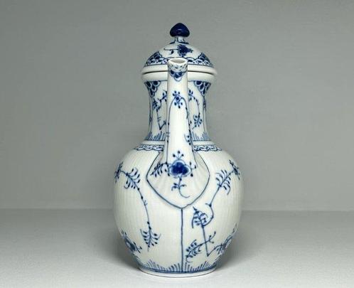 Royal Copenhagen - Arnold Krogh - Koffiepot - Blue Fluted, Antiek en Kunst, Antiek | Meubels | Tafels