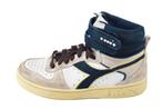 Diadora Hoge Sneakers in maat 36 Grijs | 10% extra korting, Kleding | Dames, Schoenen, Gedragen, Grijs, Diadora, Sneakers of Gympen