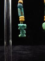 Oud-Egyptisch Oorbellen gemaakt van Faience-mummelboogjes