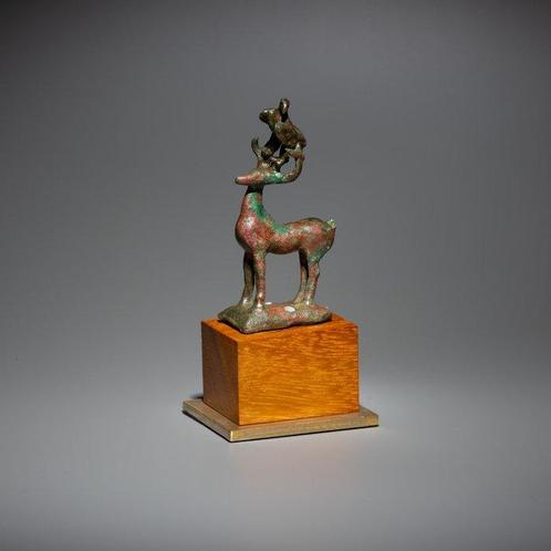 Oud-Romeins Brons Hert met adelaar geassocieerd met Jupiter, Verzamelen, Mineralen en Fossielen