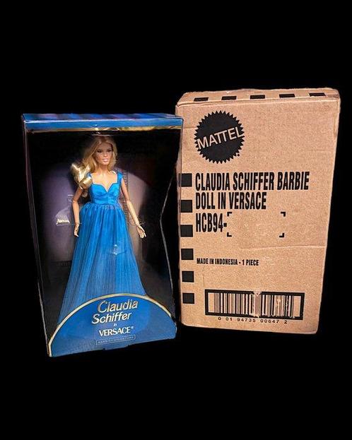 Mattel  - Barbiepop Claudia Schiffer in Versace Barbie, Antiek en Kunst, Antiek | Speelgoed