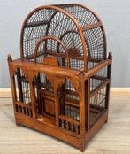 Vogelkooi - Hout - Een vintage houten vogelkooi