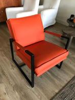 Leren fauteuil met stalen frame - oranje leer, Huis en Inrichting, Fauteuils, Nieuw, Ophalen of Verzenden, Industrieel, 50 tot 75 cm