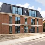 Studio met Balkon en Nieuwe Badkamer in Centrum, Huizen en Kamers, 20 tot 35 m², Overige regio's