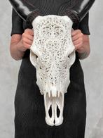 Geen minimumprijs - Authentieke witte handgesneden