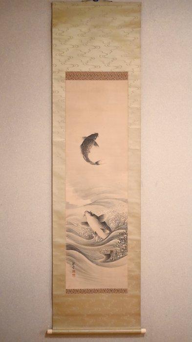 Two Carp jumping in the Rough Seas - Symbol of, Antiek en Kunst, Antiek | Overige Antiek