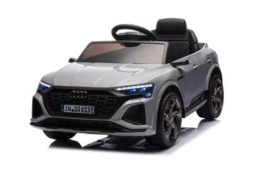 Audi S Q8, 12-volt elektrische kinderauto met rubberen ba... beschikbaar voor biedingen