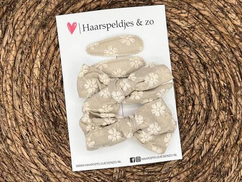 Haarstrik Flo setje 11 - set van twee strikken en twee speld, Sieraden, Tassen en Uiterlijk, Uiterlijk | Haarverzorging, Nieuw