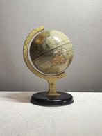 Tafelblad globe - Chad Valley - Mappemonde de bureau en tôle, Antiek en Kunst, Curiosa en Brocante