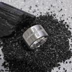 Witgouden ring met kruis van diamanten 0,60 ct., 18 tot 19, Gebruikt, Overige kleuren, Ophalen of Verzenden