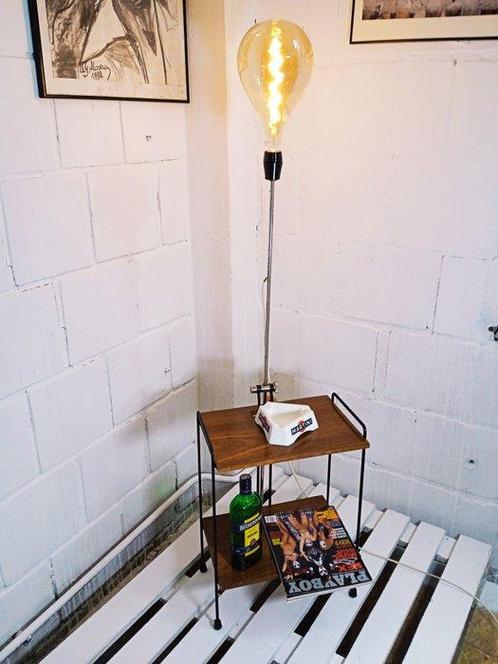 SRSE - Staande lamp - WM1 - Legering, Staal, Antiek en Kunst, Antiek | Lampen