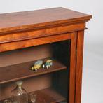 Kleine strakke notenhouten 1-deurs boekenkast of vitrine ca, Ophalen of Verzenden