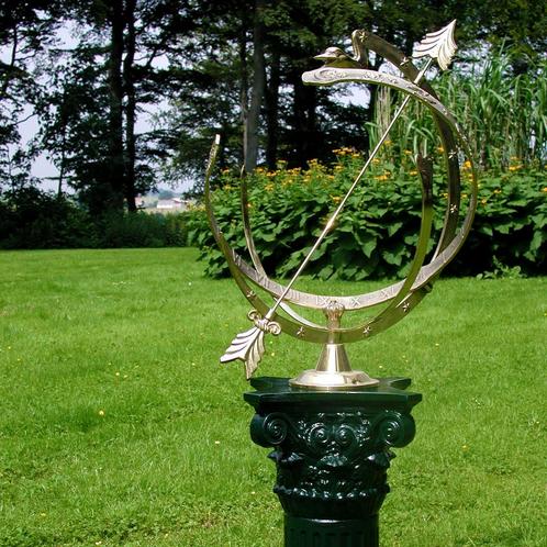 Zonnewijzer Saturnus Z3 &amp; sokkel Caesar Decoratie, Tuin en Terras, Tuinwanddecoratie, Nieuw, Verzenden