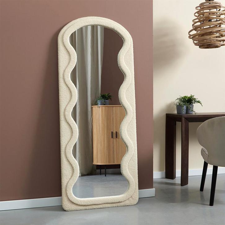 *WOONWINKEL* Teddy Spiegel Organische Vorm Creme, Huis en Inrichting, Woonaccessoires | Spiegels, Nieuw, Verzenden