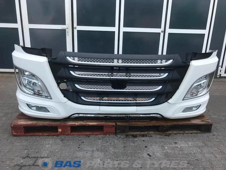 Bumper DAF XF106 2033875, Auto-onderdelen, Vrachtwagen-onderdelen, Gebruikt, DAF, Carrosserie en Plaatwerk, Ophalen