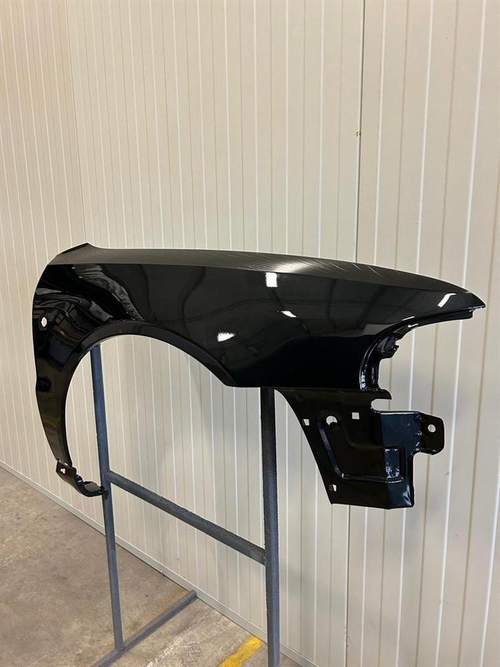 Spatbord rechtsvoor Audi A4 (8D2) (1994-2000)   LZ9W | EBONY, Auto-onderdelen, Carrosserie en Plaatwerk, Voor, Links, Spatbord