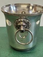 Decoratief ornament - Frankrijk - IJsemmer Ring Lions
