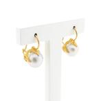 Gouden oorbellen met kunst parel | Vintage (geelgoud), Sieraden, Tassen en Uiterlijk, Oorbellen, Gebruikt, Overige kleuren, Ophalen of Verzenden