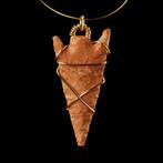 Neolithisch Steen Pijlpuntenhanger met koperdraad (Zonder