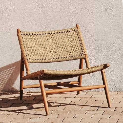 *WOONWINKEL* Kave Home Codolar Fauteuil Teak En Rotan, Huis en Inrichting, Fauteuils, Nieuw, Hout, Verzenden