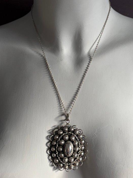Zonder Minimumprijs - Ketting met hanger Zilver - Zeeuwse, Sieraden, Tassen en Uiterlijk, Antieke sieraden