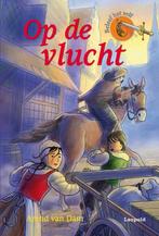Op de vlucht 9789025852726, Boeken, Verzenden, Zo goed als nieuw
