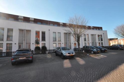 Appartement te huur in Veldhoven - 46 m² - 2 kamer(s) - 2, Huizen en Kamers, Huizen te huur, Noord-Brabant, Appartement