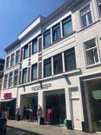 Studio te huur aan Lange Brugstraat in Breda, Huizen en Kamers, Kamers te huur, 20 tot 35 m², Breda