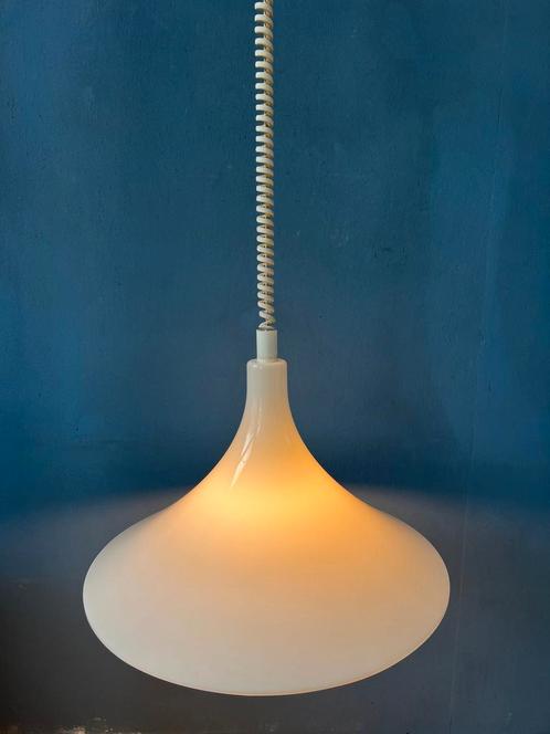 Mid Century White Space Age Witch Hat Pendant Lamp, Huis en Inrichting, Lampen | Hanglampen, Nieuw, Ophalen of Verzenden