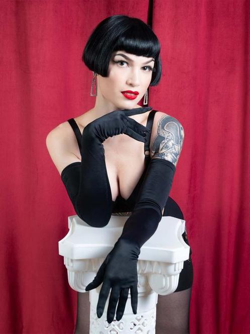 What Katie Did, Long Satin Gloves., Kleding | Dames, Ondergoed en Lingerie, Verzenden